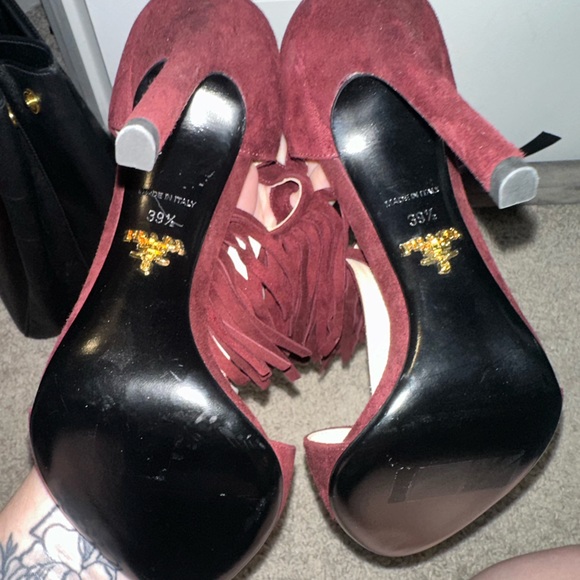 Prada Suede Fringe Trim Accent T Sandals Size IT 39.5 - Picture 4 of 6